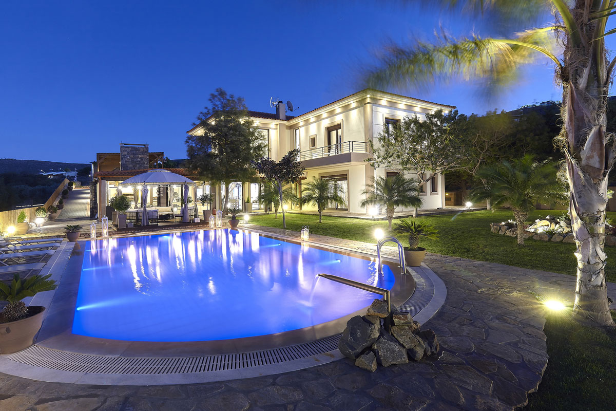 Luxury Villa Thea